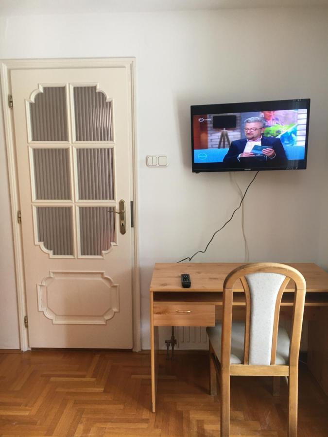 Center apartmanház Hotel Hajdúszoboszló Esterno foto