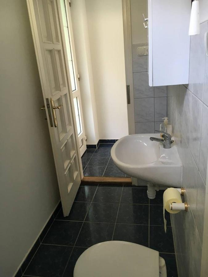 Center apartmanház Hotel Hajdúszoboszló Esterno foto