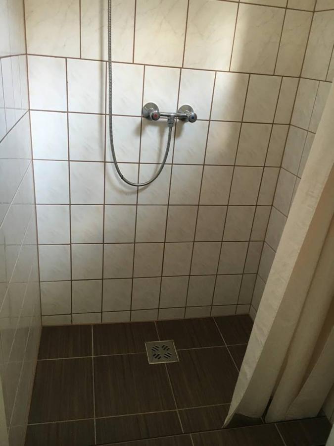 Center apartmanház Hotel Hajdúszoboszló Esterno foto